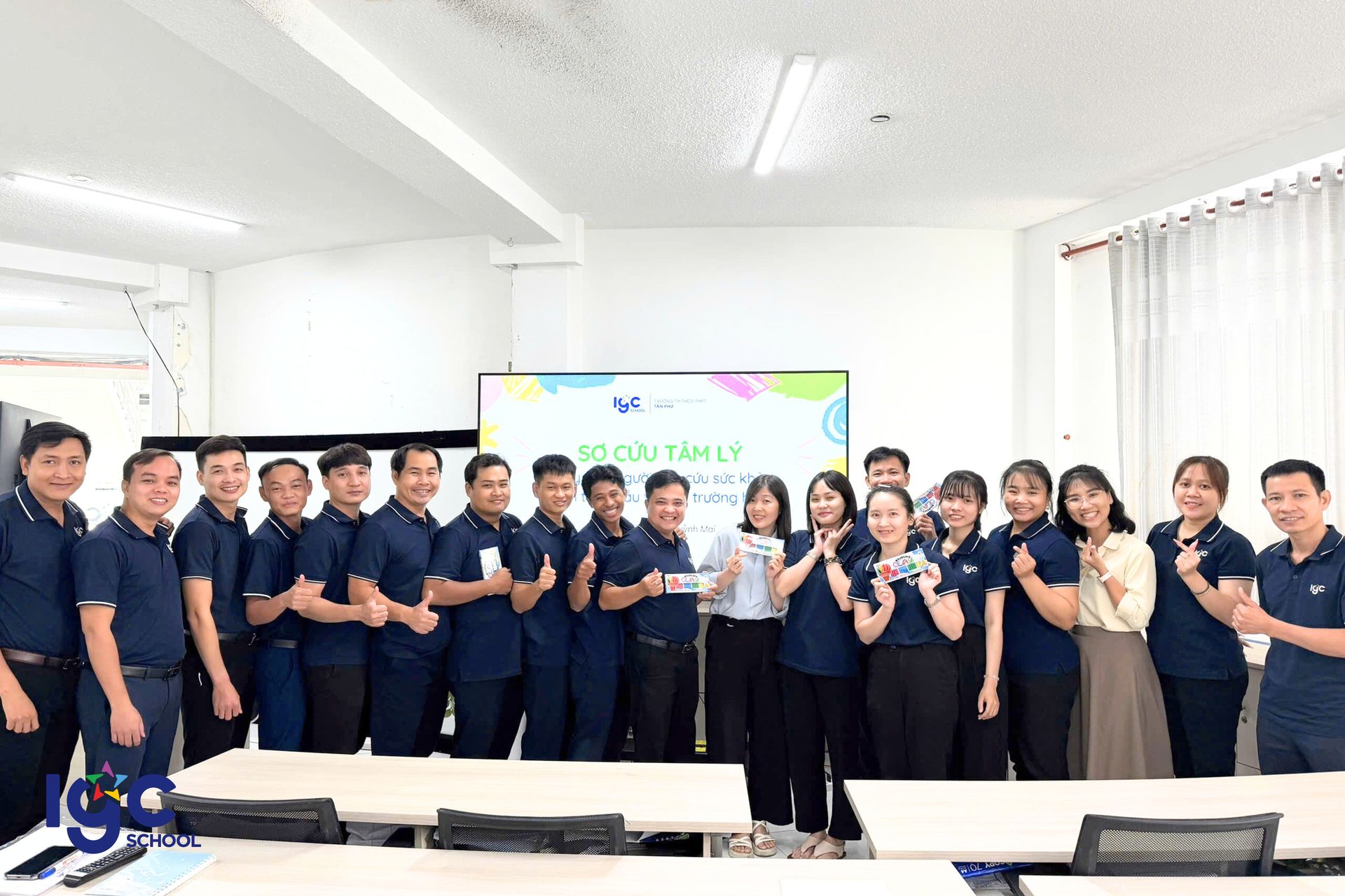 CHĂM TÂM – DƯỠNG TRÍ – NUÔI DƯỠNG HẠNH PHÚC HỌC ĐƯỜNG CÙNG HỌC SINH TÂN PHÚ