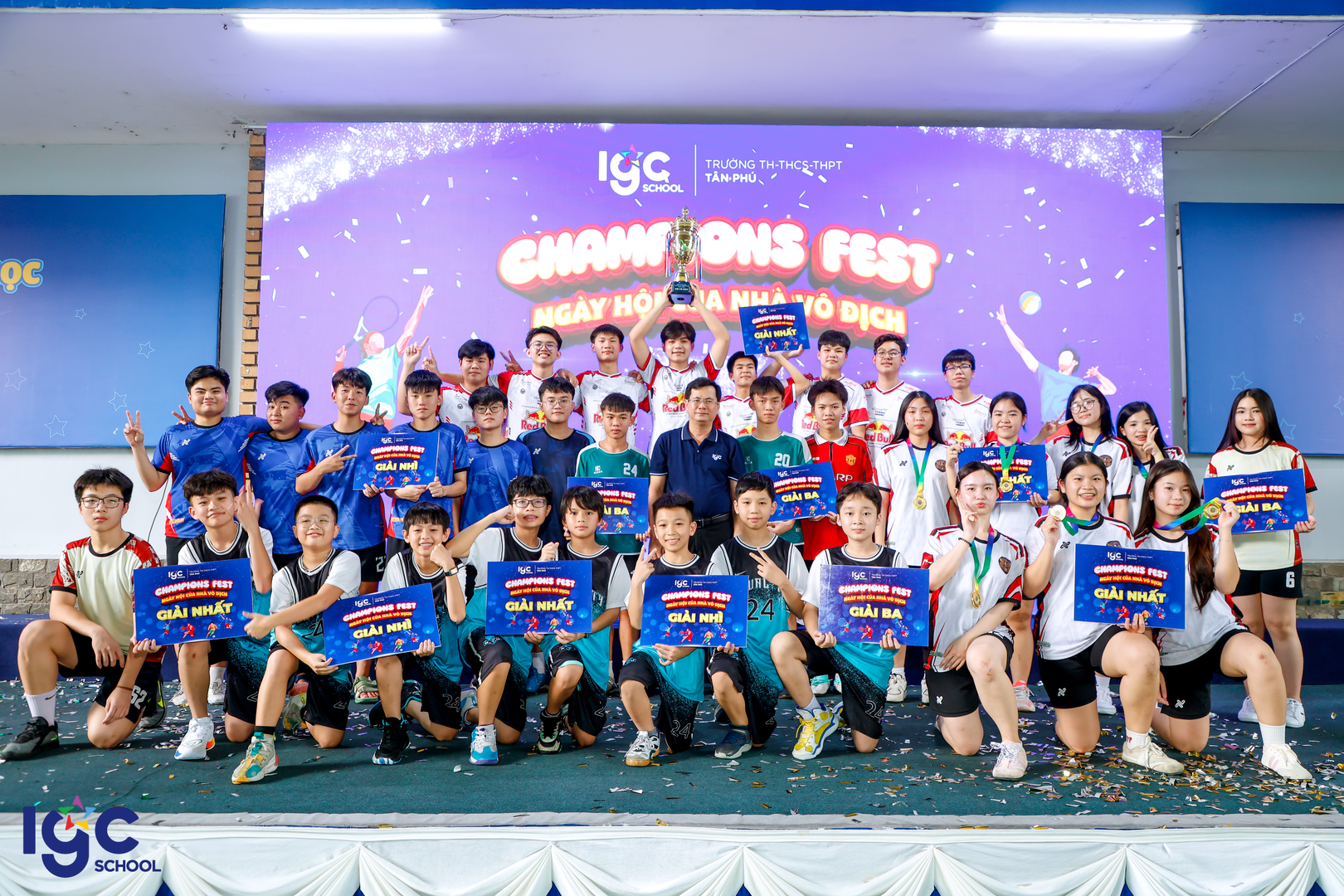 Sức trẻ tỏa sáng tại Hội Thao Trường TH, THCS và THPT Tân Phú