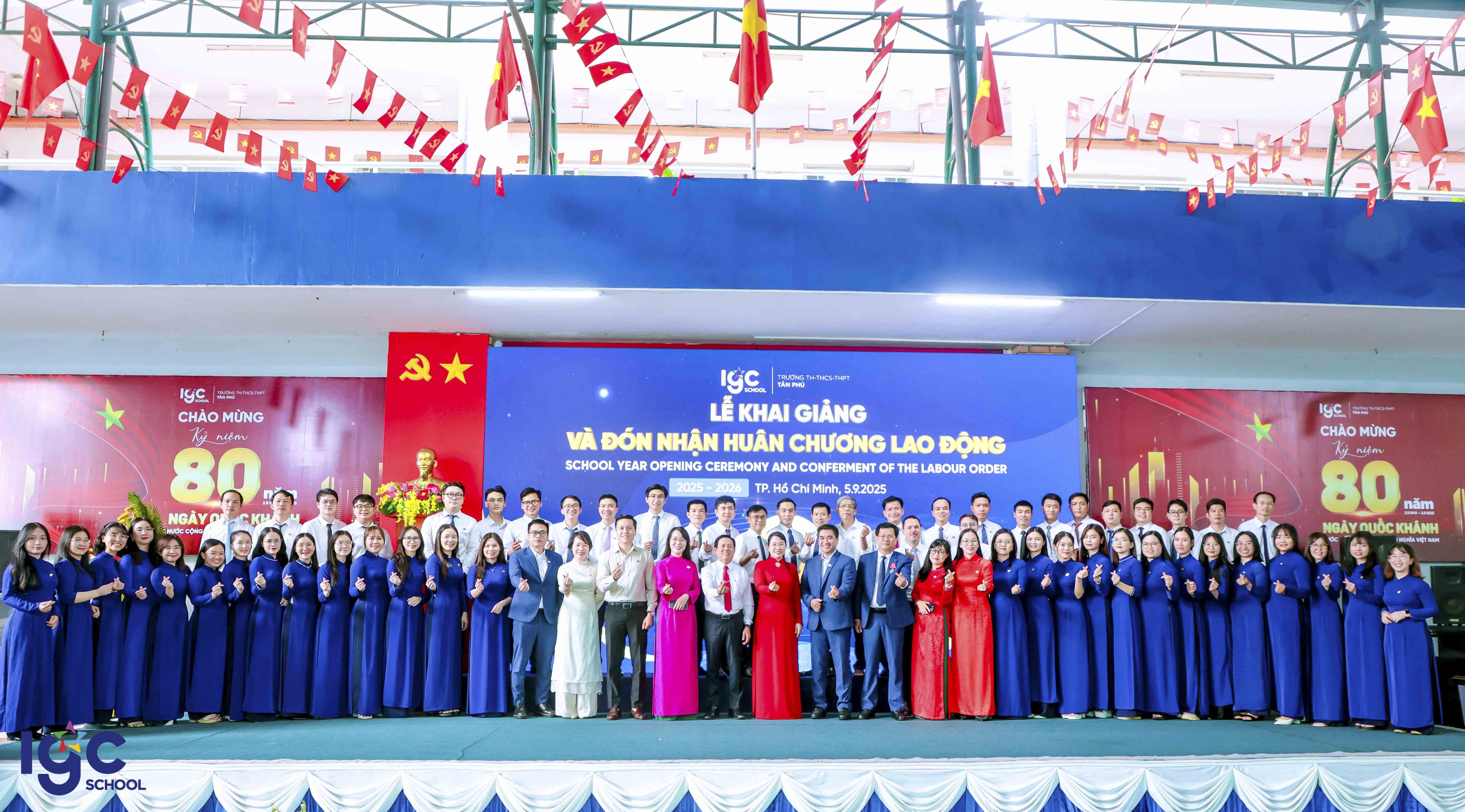 Hình Lễ Khai giảng